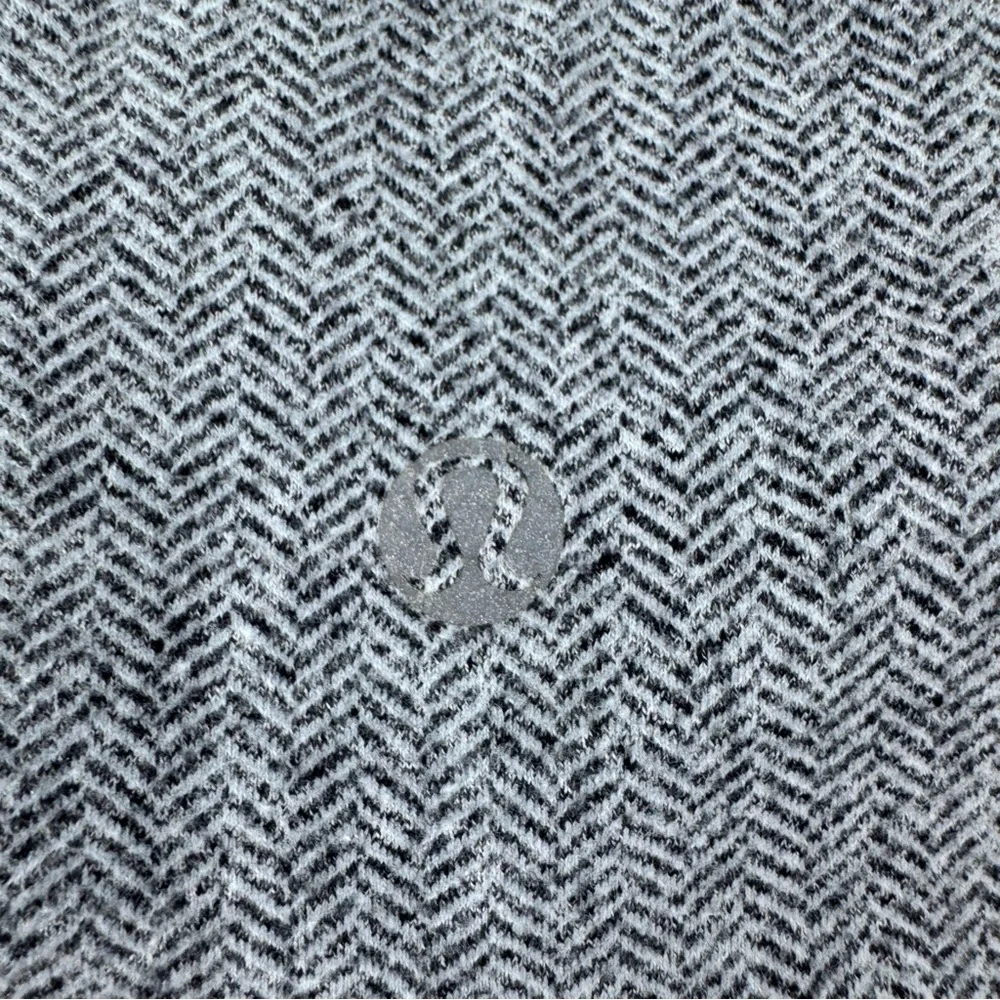 Lululemon‎ Athletica Heathered Gray Leggings